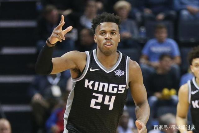 特雷-杨20+22老鹰力克骑士 热火送黄蜂3连败